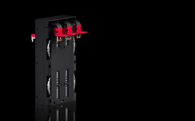 RX9360512 Rittal Busbar RX CB Adapter 160A Quick-install W=81mm3P Packing Unit 1 piece Weight 1.248kg- Rittal cabinets/Rittal air conditioning/Rittal electric cabinet/Rittal fan/Rittal PDU/rittal enclosures RX9360.512
